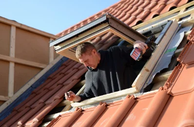 Pose de fenêtres de toit Velux à Bugeat